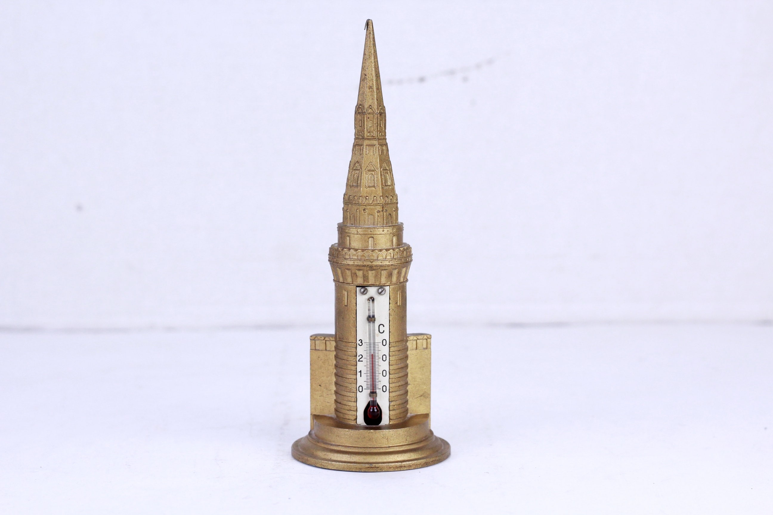 Thermometer, Vintage Table Thermometer in Kremlin Shape, USSR Water Heat Temperature