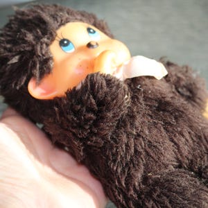 Vintage Monchichi, Stuffed toy brown, 1990s little monkey, Collectible monkey, Monchichi, Stuffed monkey,  Old toy monkey
