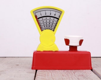Old Weighing Scale, Vintage Toy, Miniature