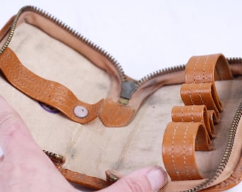 Estuche de viaje de cuero vintage de los años 60: Neceser pequeño marrón