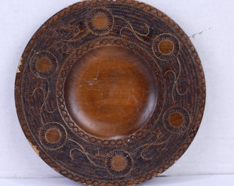 Assiette en bois, assiette carrée sculptée à la main, plat. Bol Assiette en bois, assiette carrée sculptée à la main, plat. Bol