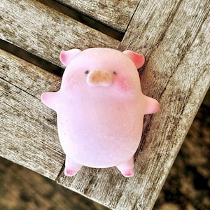 Pig Magnet! Pig Lovers, Pig Figurine, Cute Pig