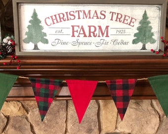 Christmas Buffalo Check Flannel Fabric Flag Banner/Christmas/ Cabin Decor/Christmas Garland/Buffalo Check Banner/Cabin Decor/WoodsyDecor