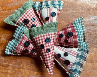 Primitive Fabric Watermelon Slices: Summer Bowl Fillers, Fruit Slices with Buttons