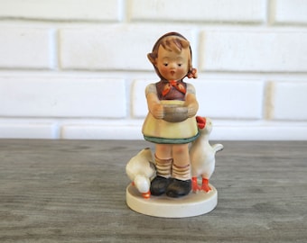 Vintage Hummel "Be Patient" figurine, cute cottagecore / grannycore decor,