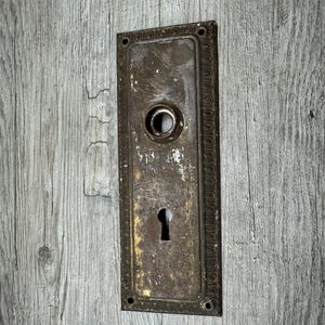 Antique brass Door Knob Back Plate, ornate Escutcheon, Victorian Restoration Door Hardware