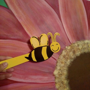 Honey Bee Mailbox Flag, Honey Bee, mailbox flag