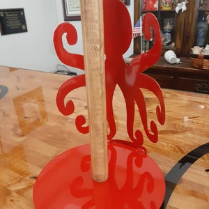 Octopus paper towel holder