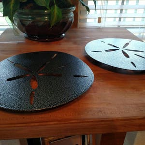 Sand dollar trivet, sand dollar hot plate, decorative and functional Metal Art trivets