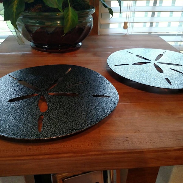 Sand dollar trivet, sand dollar hot plate, decorative and functional Metal Art trivets