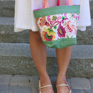 Alyson Mini Tote // Fungis Wear Pink Too // Medium Knitting Project Bag image 9