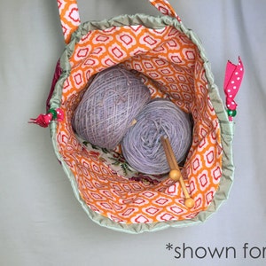 Alyson Mini Tote // Holiday Hounds // Medium Knitting Project Bag image 7