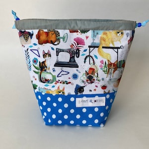 Emily Sack  // Sew Naughty Kitties  // Sock Project Bag