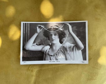 Vintage Edwardiaanse postkaart Miss Mabel Green Fashion Photo