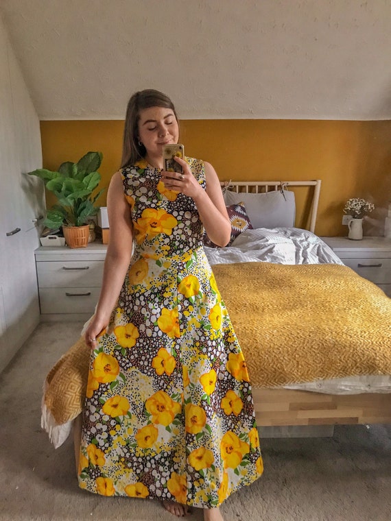Vintage 1960s Bright Yellow Floral Maxi Dress/Floo