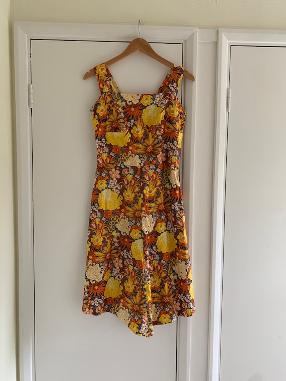 Vintage 1970s Yellow Orange Floral Cotton Summer Dress Vintage 1970s Yellow Orange Floral Cotton Summer Dress