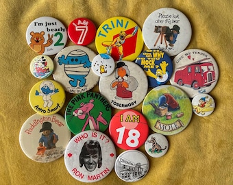 Vintage Retro Pin Anstecker Kinder Bücher TV 70er 80er Jahre Sammlerstück