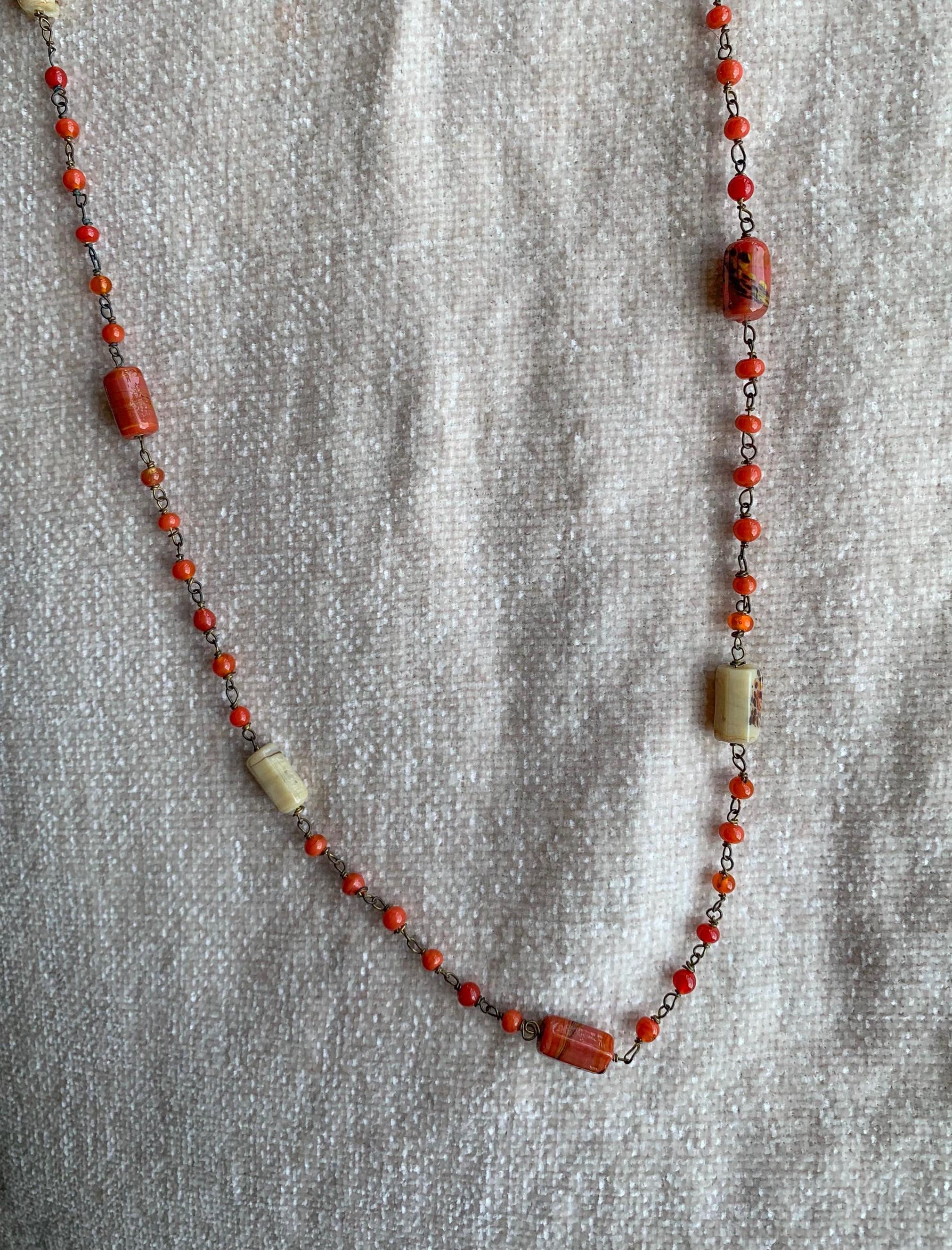 BOHO スタイル　アニマル　ビーズネックレス　フェティッシュ　レッド BOHO スタイルアニマルビーズネックレスフェティッシュレッド