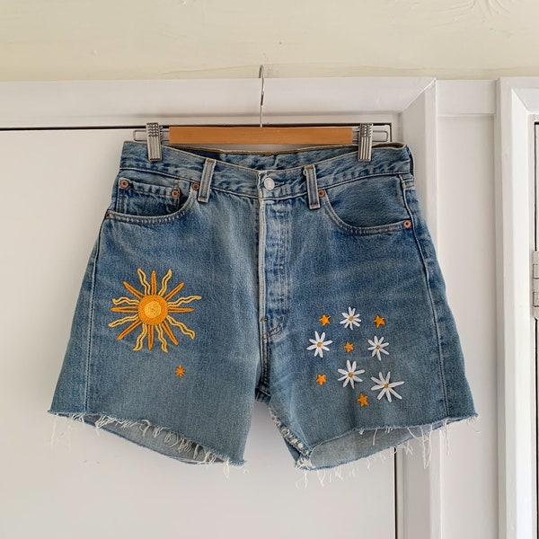 Vintage Embroidered Sun Flowers Levi Shorts