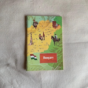 Vintage programmaboek Travel Around The World uit de jaren 60 - Hongarije