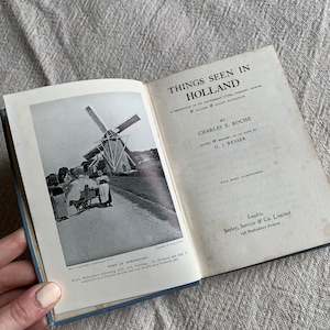 Vintage 1950-talssaker sett i Holland av Charles E. Roche Book
