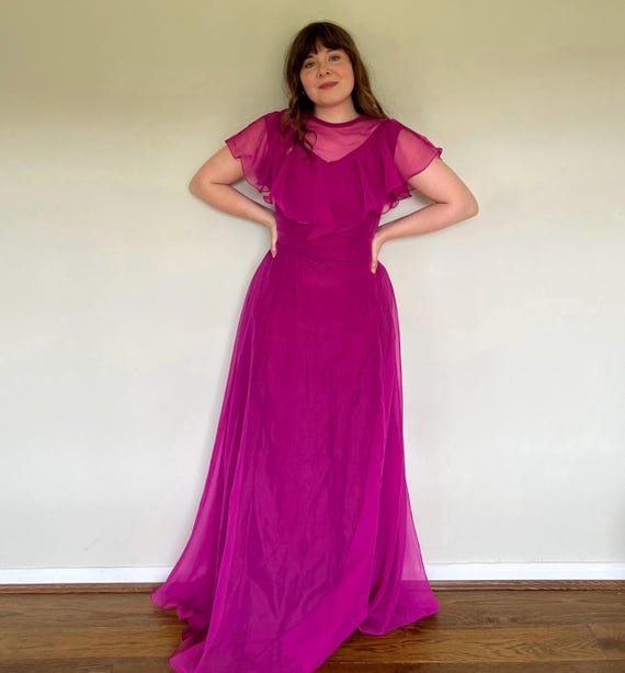 slim fit dress slacks Amoris T711 Prom Dress - Pastel Coral