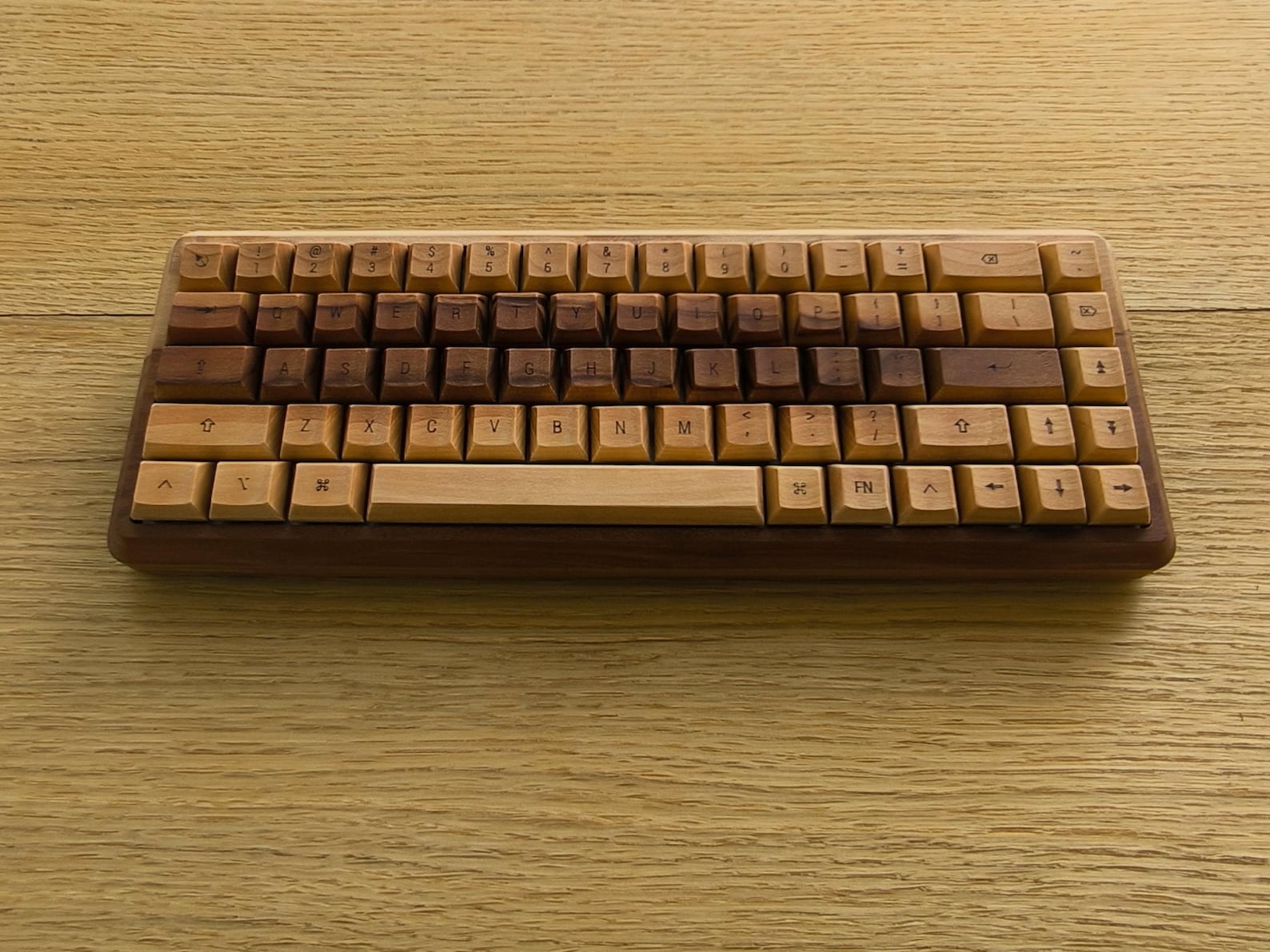 Apple Wood Mechanical Keyboard for Mac