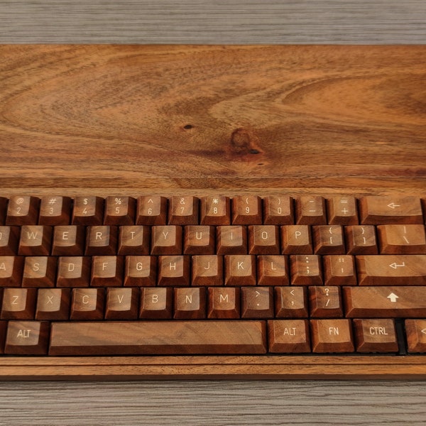 Wooden Keyboard M8, Cherry MX Red Switch, walnut wood , typewriter keycaps, classic keycaps