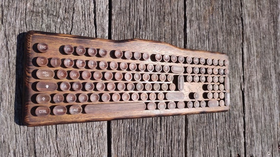 Essentiel, un nouveau clavier en bois chez Orée