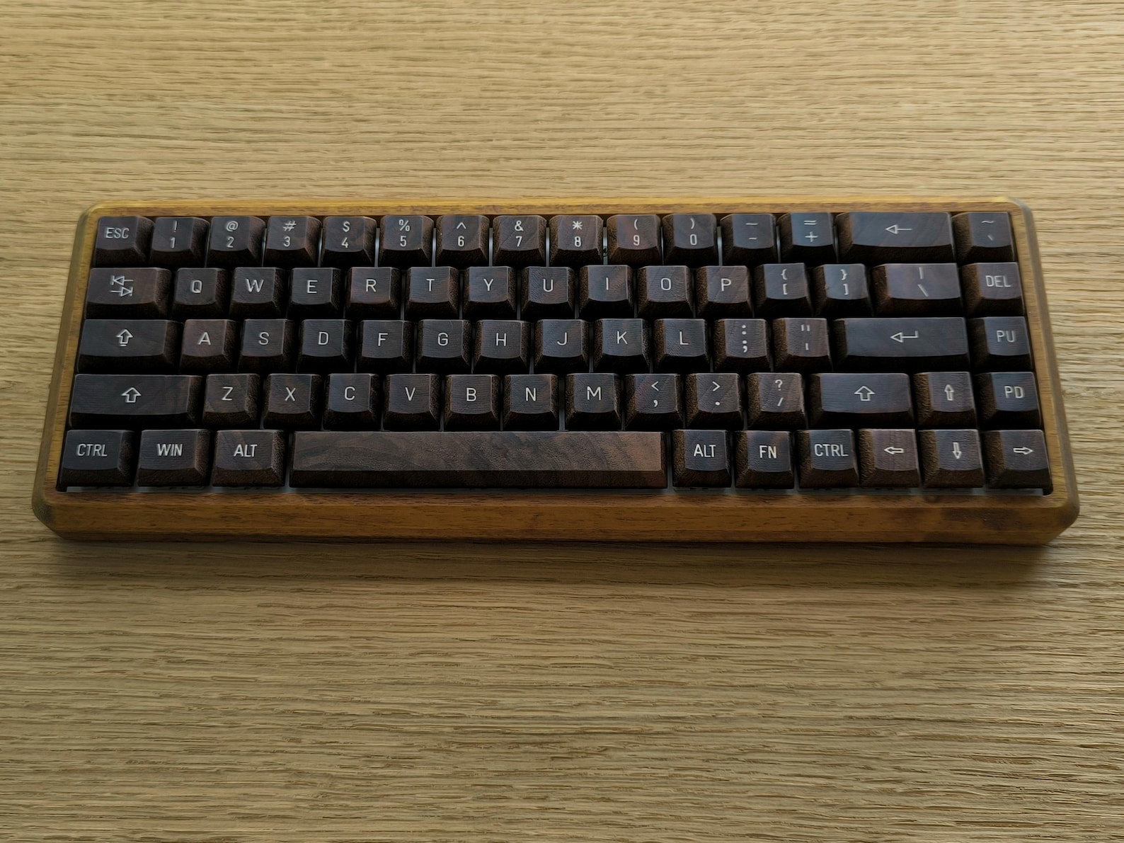 Handmade Walnut Wooden Keyboard