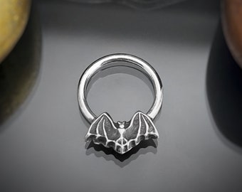 Handgefertigte Feinsilber Fledermaus Septum Ring, Gothic Piercing