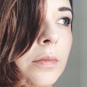 Omega septum ring store