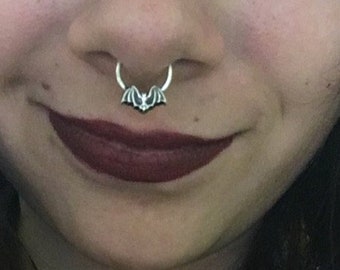 Handgemachte Fledermaus Septum Ring, Sterling Silber Hoop, Gothic Punk Schmuck