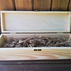 Personalized wooden wine box / wedding gift / anniversary gift / christmas gift / valentine's gift / housewarming gift / personalized gift image 4