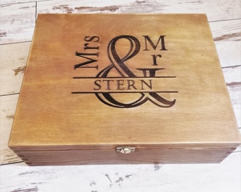 Personalized wooden wine box 3 bottle/ wedding gift / anniversary / christmas gift / champagne box /housewarming gift / personalized gift