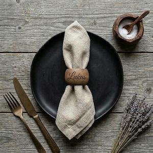 Personalized engraved Wooden Napkin rings / wedding accessories / home decor / kitchen decor / housewarming gift / personalized gift idea