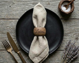 Personalized engraved Wooden Napkin rings / wedding accessories / home decor / kitchen decor / housewarming gift / personalized gift idea