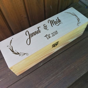 Personalized wooden wine box / wedding gift / anniversary gift / christmas gift / valentine's gift / housewarming gift / personalized gift image 2