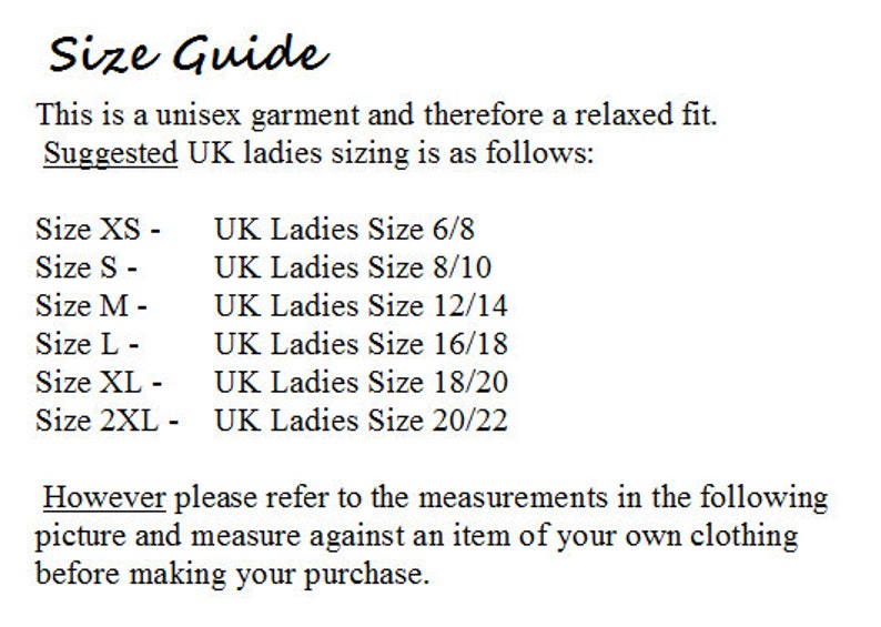 K&ouml;nnte beinhalten: Gr&ouml;&szlig;entabelle f&uuml;r ein Unisex-Kleidungsst&uuml;ck mit vorgeschlagenen UK-Damen-Gr&ouml;&szlig;en. Die Tabelle zeigt die entsprechenden UK-Damen-Gr&ouml;&szlig;en f&uuml;r XS, S, M, L, XL und 2XL.