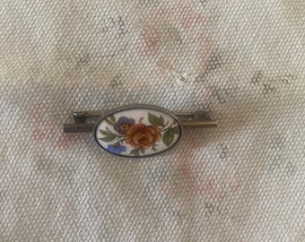 Tiny Floral Brooch