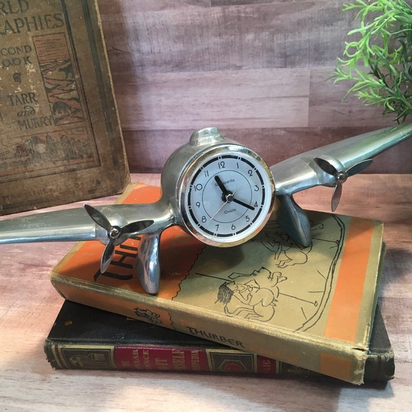 Sarsaparilla Airplane Clock