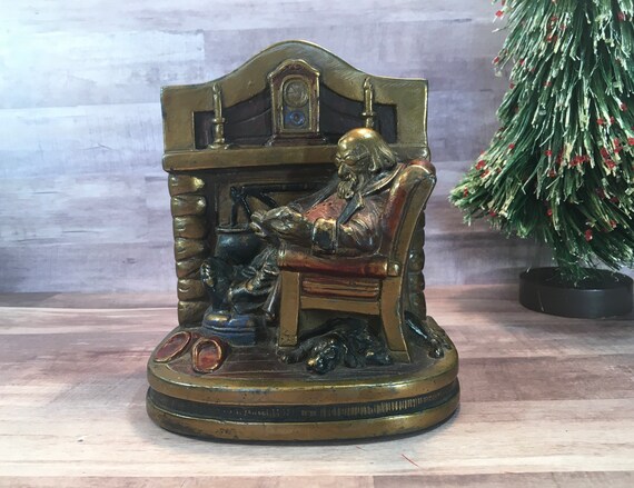 Antique Cast Iron Santa Reading Bookends (TRE) Antique Cast Iron Santa Reading Bookends (TRE)