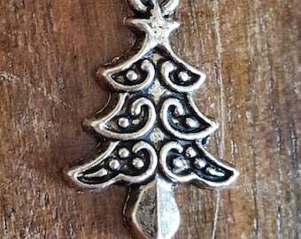Encanto del árbol de Navidad de plata, colgante del árbol de Navidad, encanto de Navidad lindo, encantos de vacaciones, regalo de joyería de Navidad, joyería religiosa