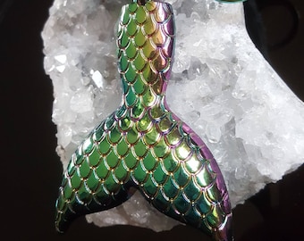 Tropical mermaid keychain, metallic purple blue green rainbow mermaid tail keychain, sealife ocean beach keychain, mermaid gift for girls