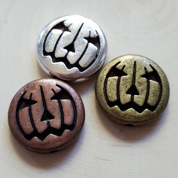 Metalowe koraliki w kształcie dyni na Halloween, Święto Dziękczynienia, jesień, 15 mm dyski z pionowymi otworami do kolczyków DIY dla dzieci, miedziane, brązowe, srebrne koraliki w kształcie dyni