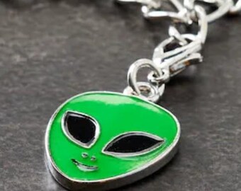 Clip op groene buitenaardse bedel, schattige groene buitenaardse hanger, ruimte alien marsmannetje voor armband ketting, marsmannetje, fun kinder sci-fi sieraden bedel