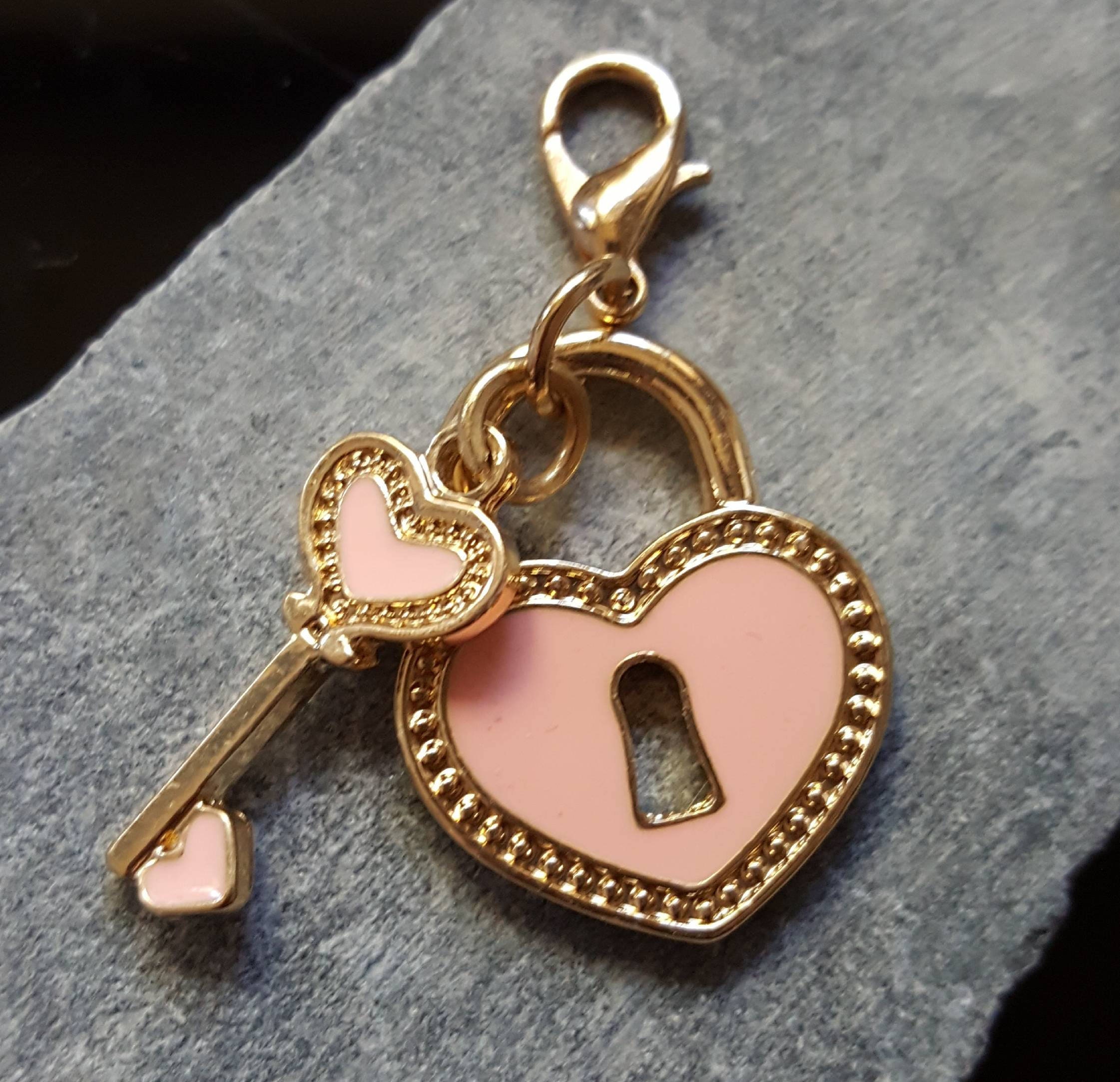 PADLOCK KEY HANGER / PINK GOLD ボルトルームキー PADLOCK KEY HANGER / PINK GOLD ボルトルームキー PADLOCK KEY HANGER