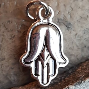 Silver Hamsa charm, spiritual jewelry, antique silver Hamsa hand charm, yoga jewelry, Hand of God pendant charm, silver hamsa pendant