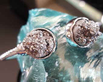 Unique druzy bracelet, sparkly silver druzy crystal bracelet, silver druzy bracelet cuff, drusy bracelet, real druzy jewelry druzy bangles