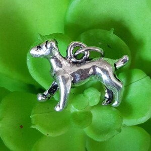 Colgante de encanto de perro de plata, encanto de animales, pequeño encanto de cachorro, colgante de perro de plata, encanto de la mascota, regalo de joyería para el dueño del perro, lindo regalo de Navidad imagen 3